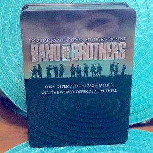 NWOT Classic Band of Brothers 6 DVD Set in Tin.